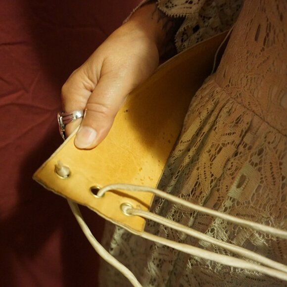 Beautiful Cream Lace Dress - Picture 7 of 7